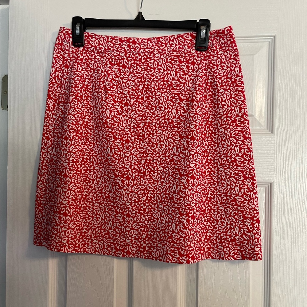 Margaret M from
Stitch fix. . Red and White Patterned Women's Skirt